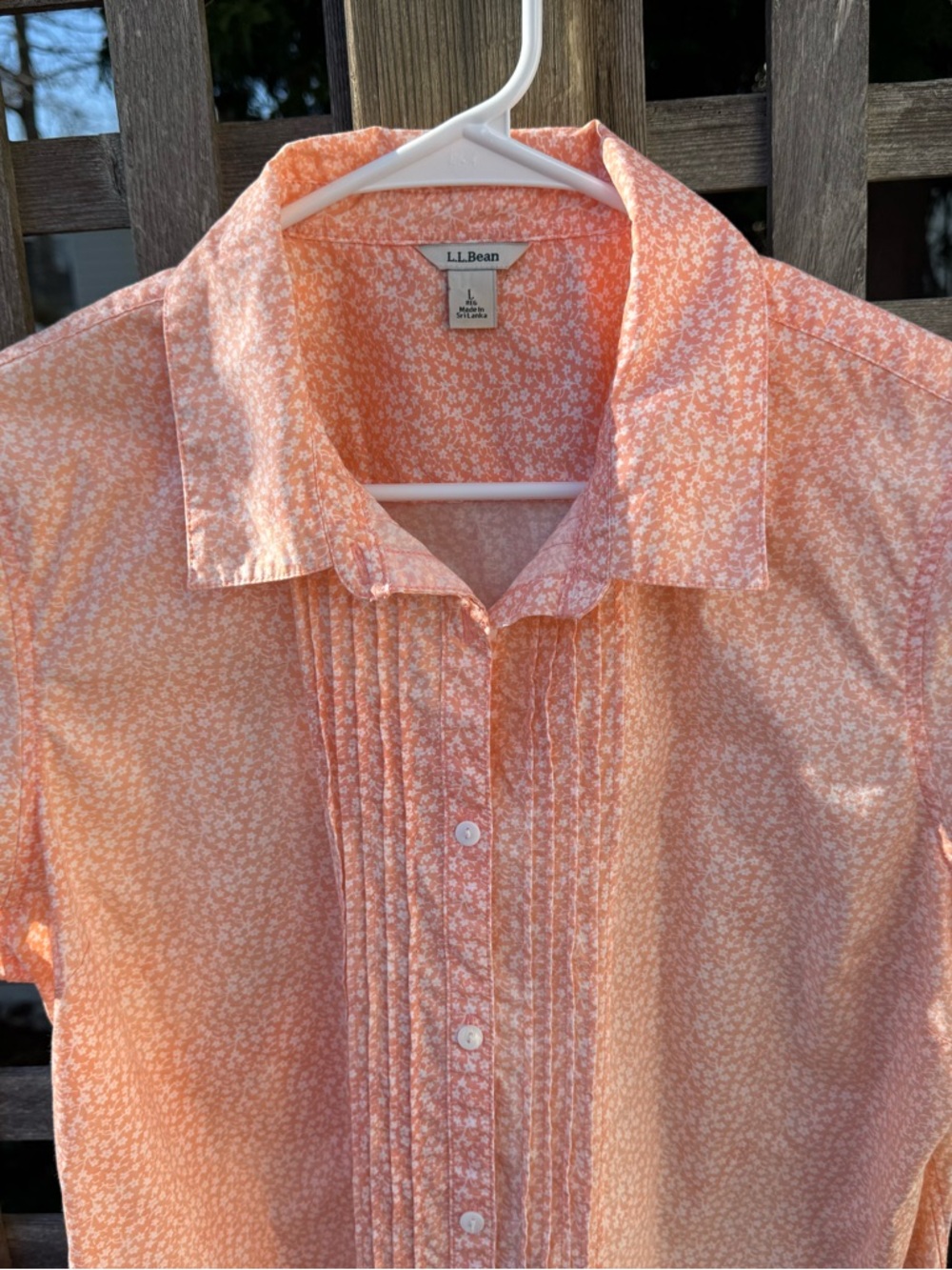 Women’s LL Bean puffed sleeve cotton blouse - Picture 2 of 9